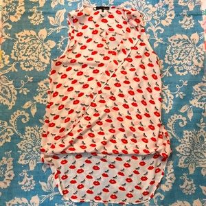 Ro & De blouse style tank top